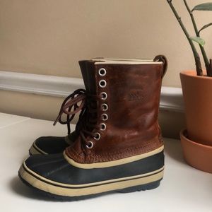 SOREL 1964 Premium Leather Winter Boots - Size 6
